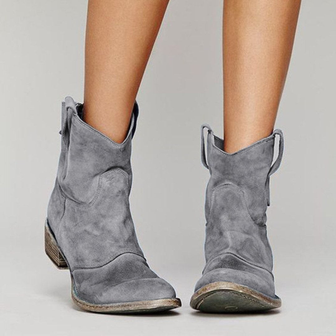 Agathe — Bottines en Daim Femme Western Talon Bas, Nelly Boutique — image 3