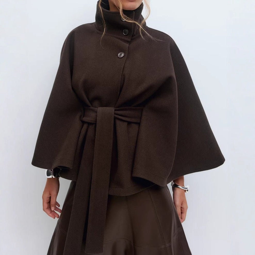 Alix — Cape Femme Laine Ceinturée Col Montant Boutonnée, Nelly Boutique — image 4
