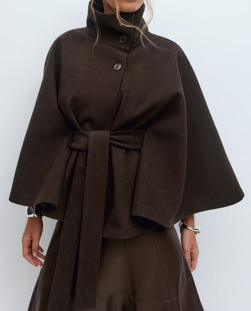 Alix — Cape Femme Laine Ceinturée Col Montant Boutonnée, Nelly Boutique — image 11