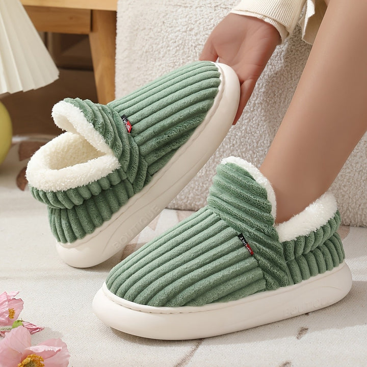 Bertrande — Chaussons Femme Fourrés en Velours Côtelé à Semelle Souple, Nelly Boutique — image 3