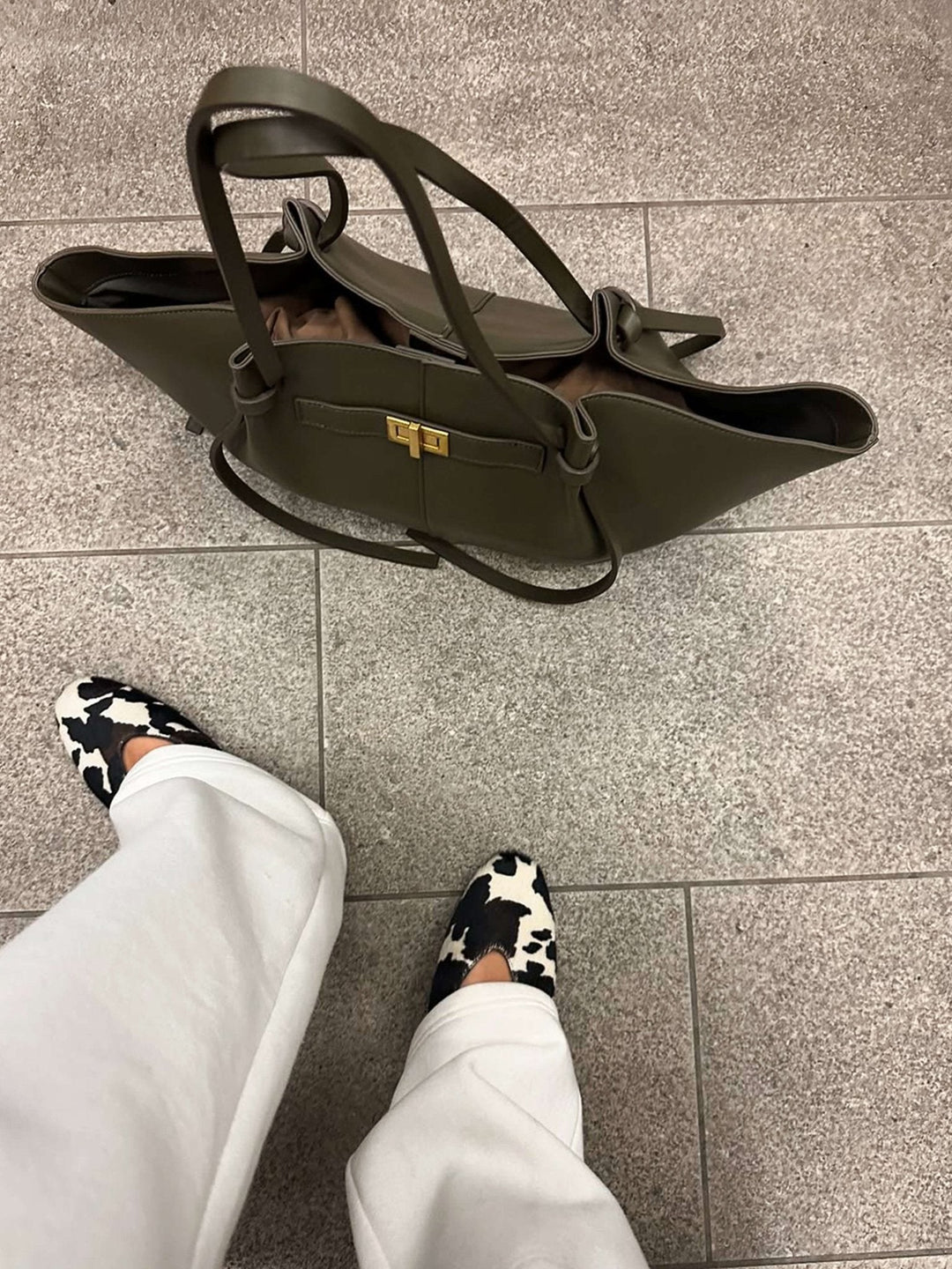 Brune — Sac Cabas Chic Femme Doré Grand Format, Nelly Boutique — image 7