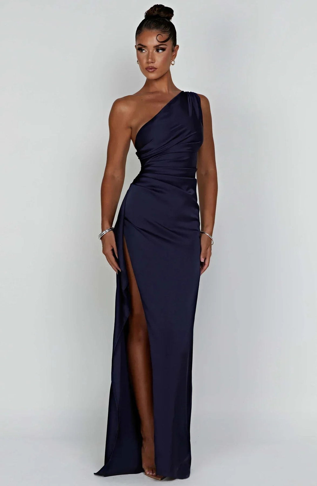 Claudine — Robe de Soirée Femme Satin Épaule Fendue, Nelly Boutique — image 15