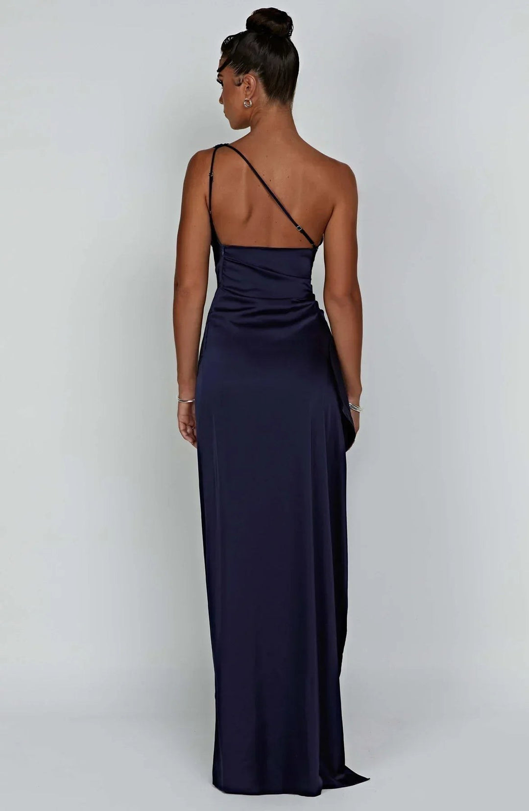 Claudine — Robe de Soirée Femme Satin Épaule Fendue, Nelly Boutique — image 21