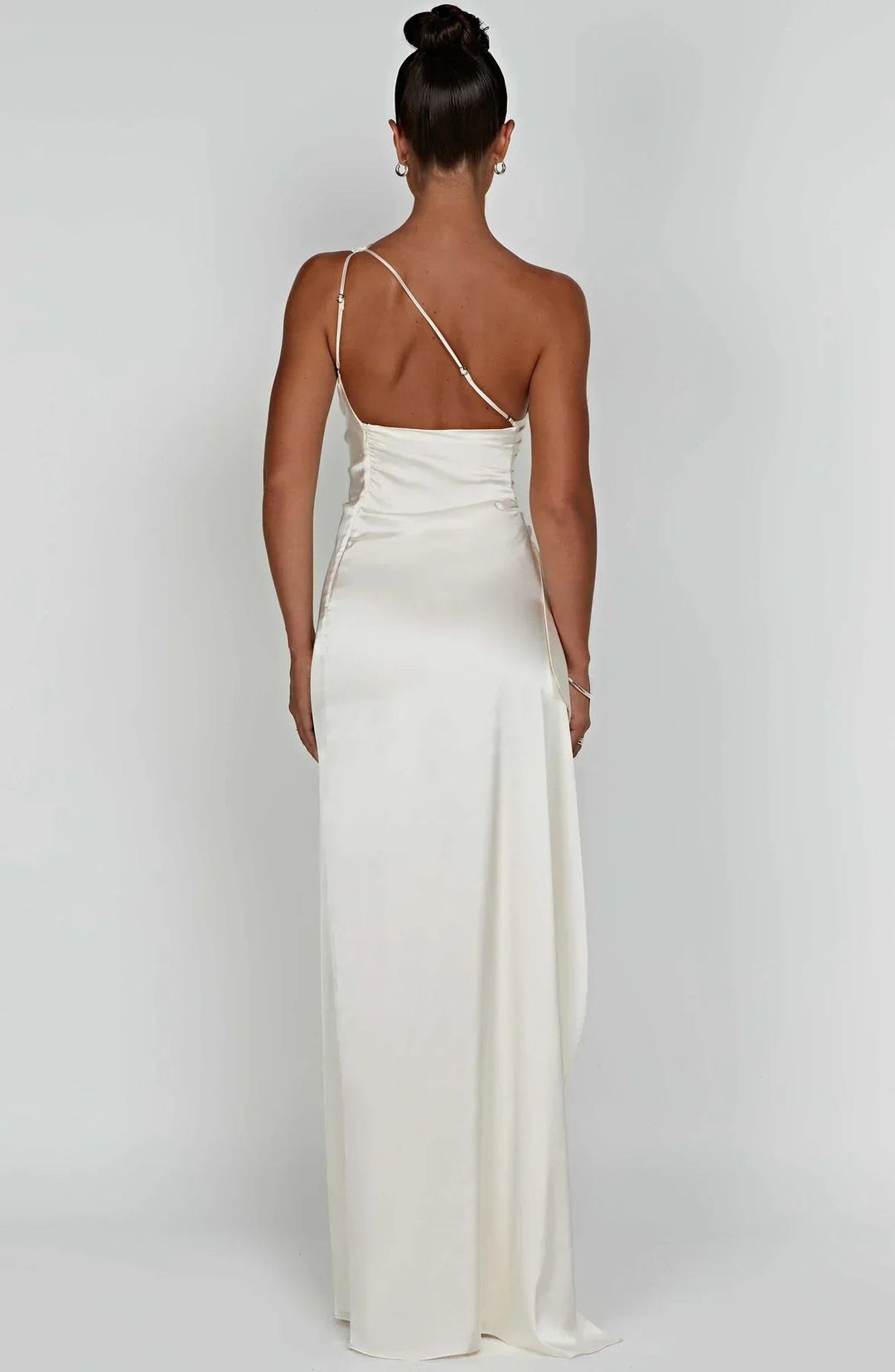 Claudine — Robe de Soirée Femme Satin Épaule Fendue, Nelly Boutique — image 35