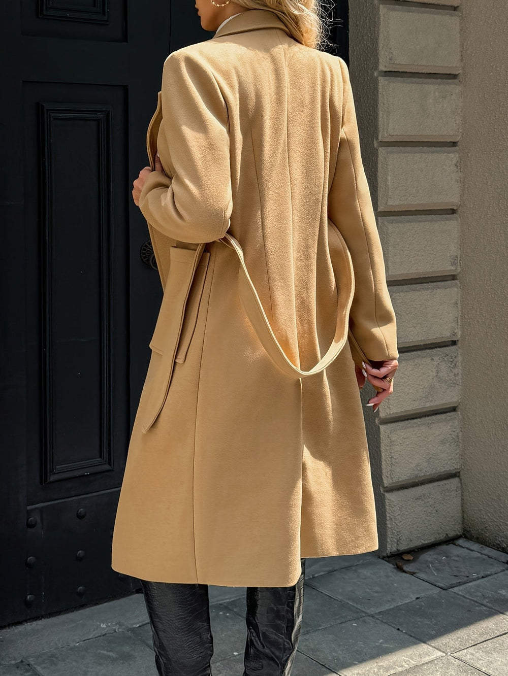 Colette — Manteau Femme Long Ceinturé Col Tailleur, Nelly Boutique — image 2