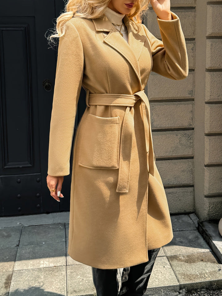 Colette — Manteau Femme Long Ceinturé Col Tailleur, Nelly Boutique — image 3