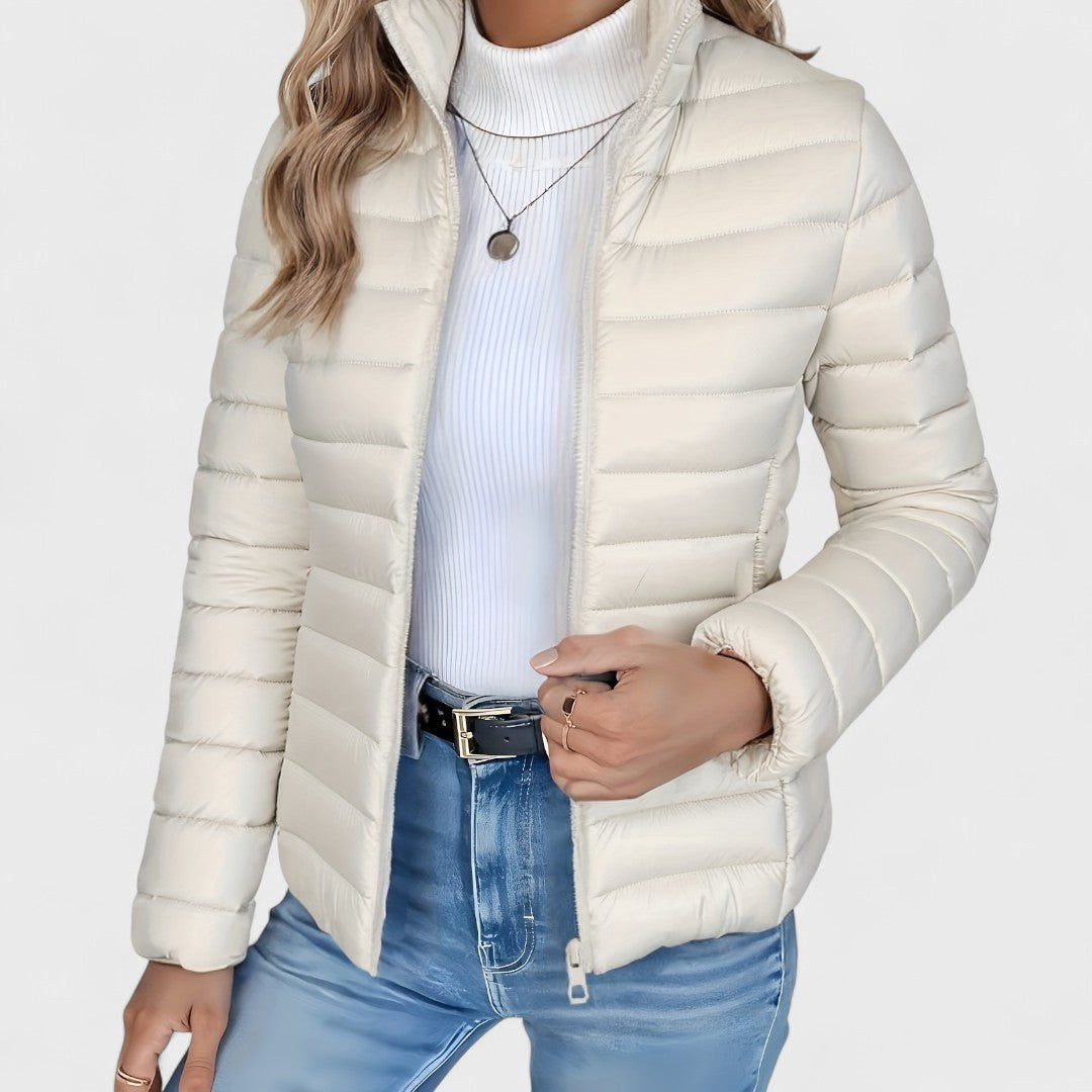 Coline — Doudoune Courte Femme Cintrée Col Montant Matelassée, Nelly Boutique — image 6