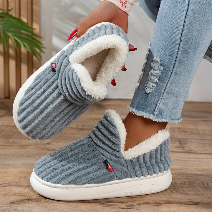 Cunégonde — Chaussons Femme Montants Fourrés en Sherpa, Nelly Boutique — image 12