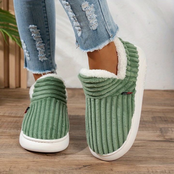 Cunégonde — Chaussons Femme Montants Fourrés en Sherpa, Nelly Boutique — image 21
