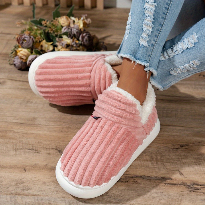 Cunégonde — Chaussons Femme Montants Fourrés en Sherpa, Nelly Boutique — image 26