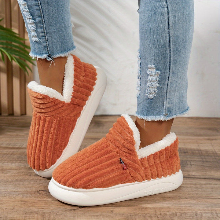 Cunégonde — Chaussons Femme Montants Fourrés en Sherpa, Nelly Boutique — image 42