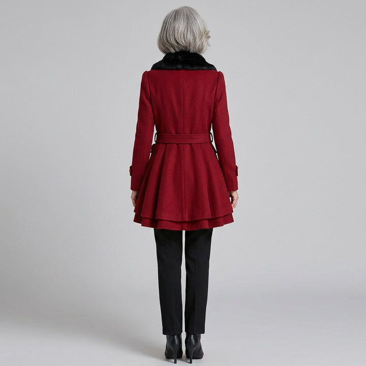 Hélène — Manteau Hiver Femme Ceinturé Col Fausse Fourrure, Nelly Boutique — image 4