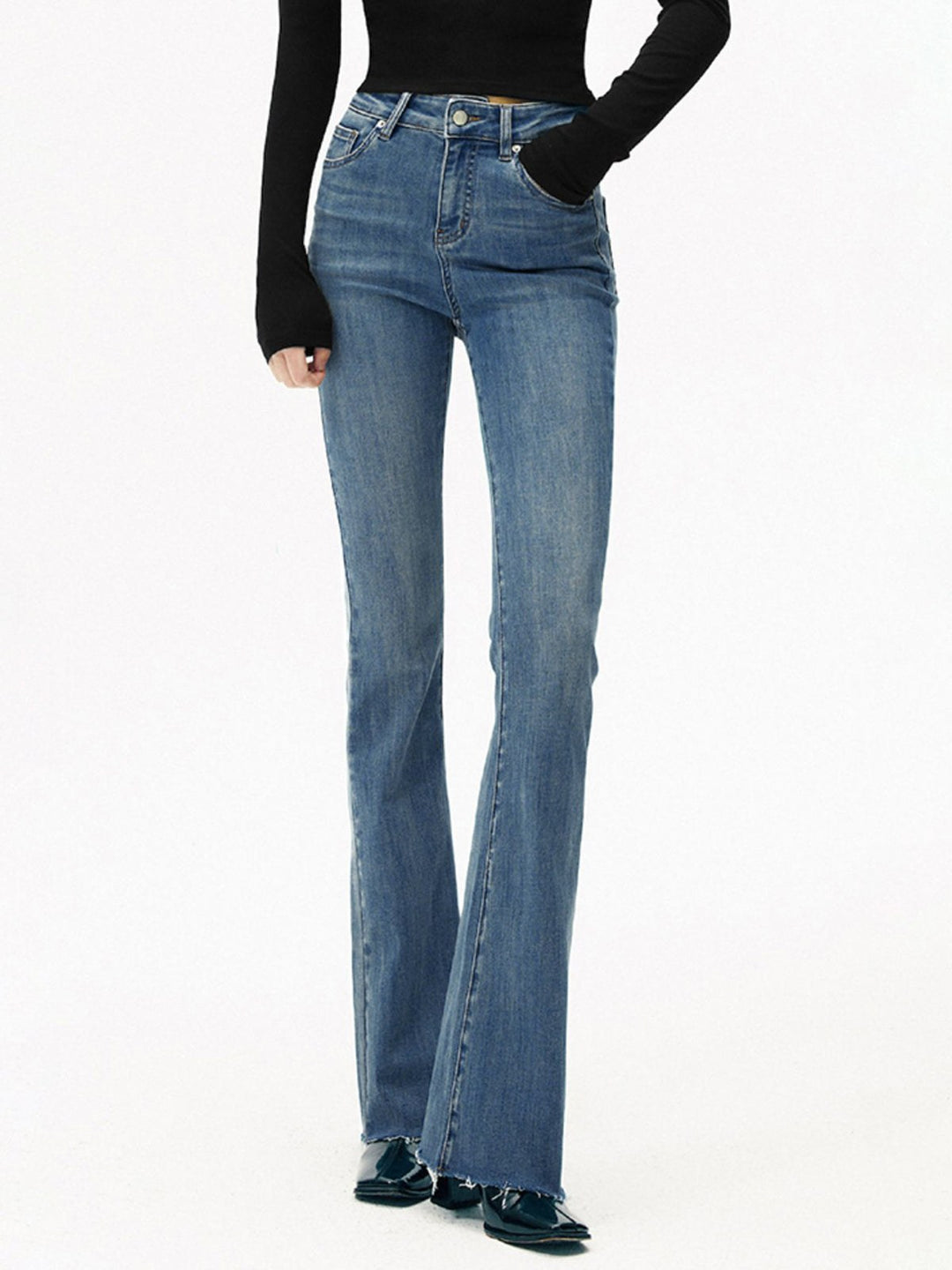 Isabelle — Jean Bootcut Femme Taille Haute Denim Évasé, Nelly Boutique — image 5