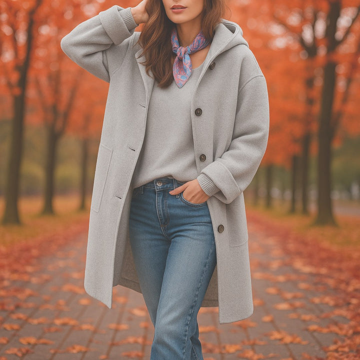 Marguerite — Manteau Oversize Femme Laine à Capuche Boutonné, Nelly Boutique — image 4