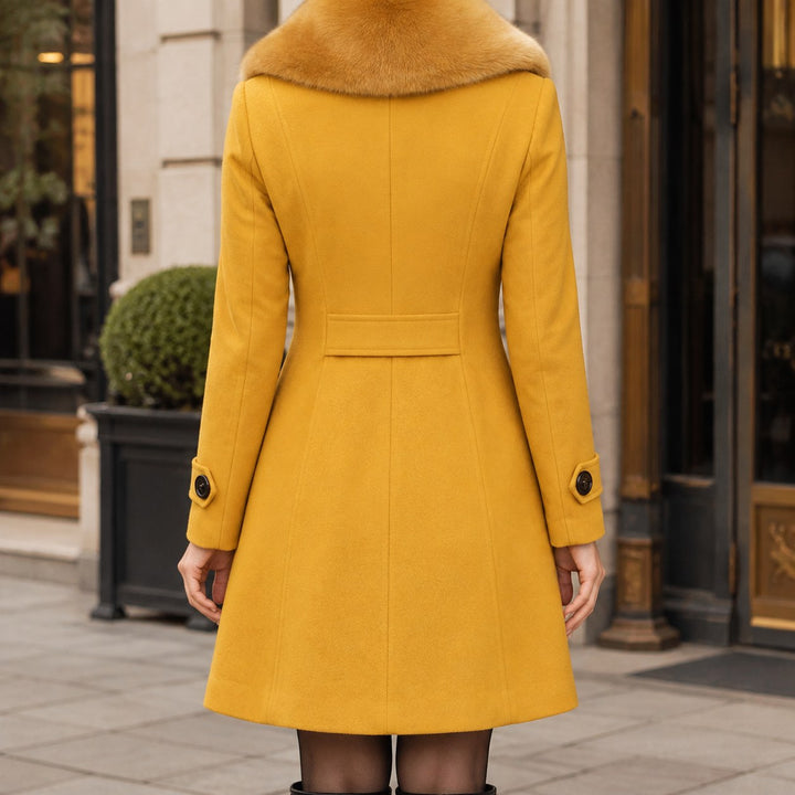 Pascale — Manteau Hiver Femme Long Col Fourrure Croisé, Nelly Boutique — image 26