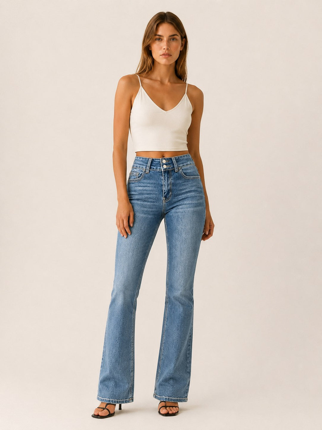 Valérie — Jean Bootcut Femme Taille Haute Double Bouton, Nelly Boutique — image 4