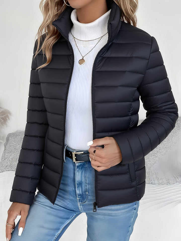 Véronique — Doudoune Femme Légère Col Montant Zippé, Nelly Boutique — image 7